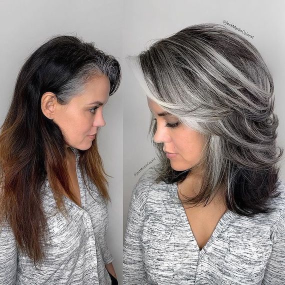 Vorher-Nachher-Collage, die das schwarze Haar des Models und den grauen Haarwuchs mit silbernen Strähnchen kombiniert zeigt.