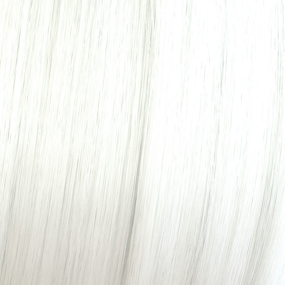 Farbmuster des Farbtons Crystal Glaze aus der Wella Shinefinity Glaze Farbpalette.