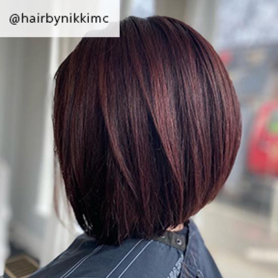 Bild von Black-Cherry-Haar, kreiert mit Wella Professionals