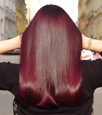 Bild von sanftem Black-Cherry-Look, kreiert mit Wella Professionals