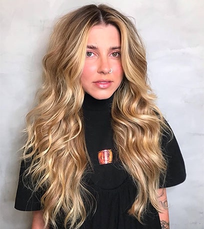 Image of wavey Ring Light Balayage, created using Wella Professionals